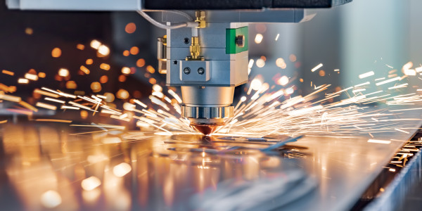 Reformas Integrales de Naves Industriales en Alcobendas · Instalación Tecnología y Comunicaciones