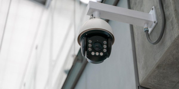 Reformas Integrales de Naves Industriales en Alcobendas · Sistema de Circuito Cerrrado de Seguridad